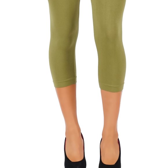 5StarsLine Soft, Capri Length Leggings - Picture 3 of 7